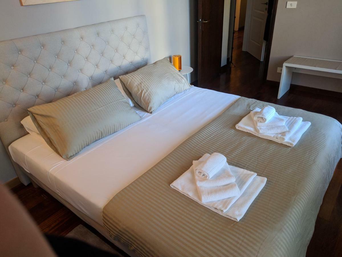 Pep'S Rooms By The Sea Trieste Eksteriør billede