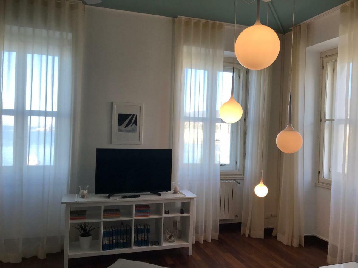 Pep'S Rooms By The Sea Trieste Eksteriør billede